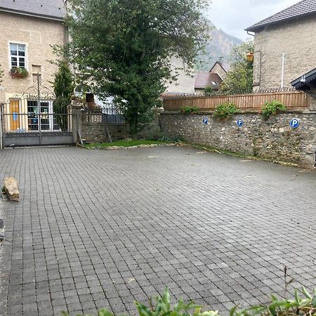 A Deux Pas Du Rheby Hotel Villebois Kültér fotó