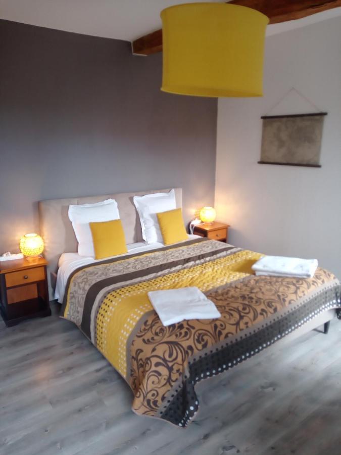 A Deux Pas Du Rheby Hotel Villebois Kültér fotó