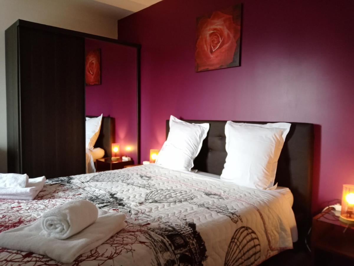A Deux Pas Du Rheby Hotel Villebois Kültér fotó