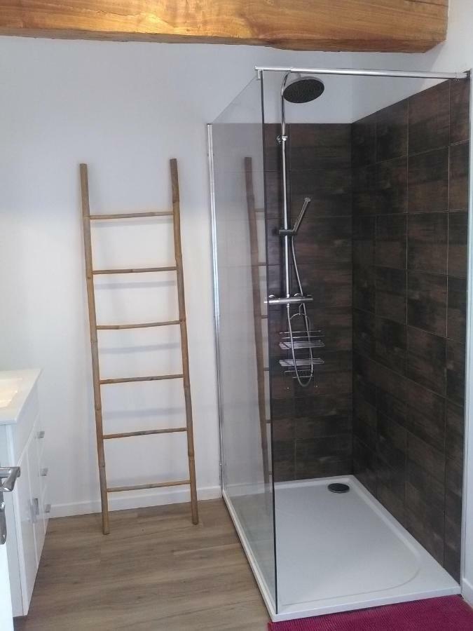 A Deux Pas Du Rheby Hotel Villebois Kültér fotó