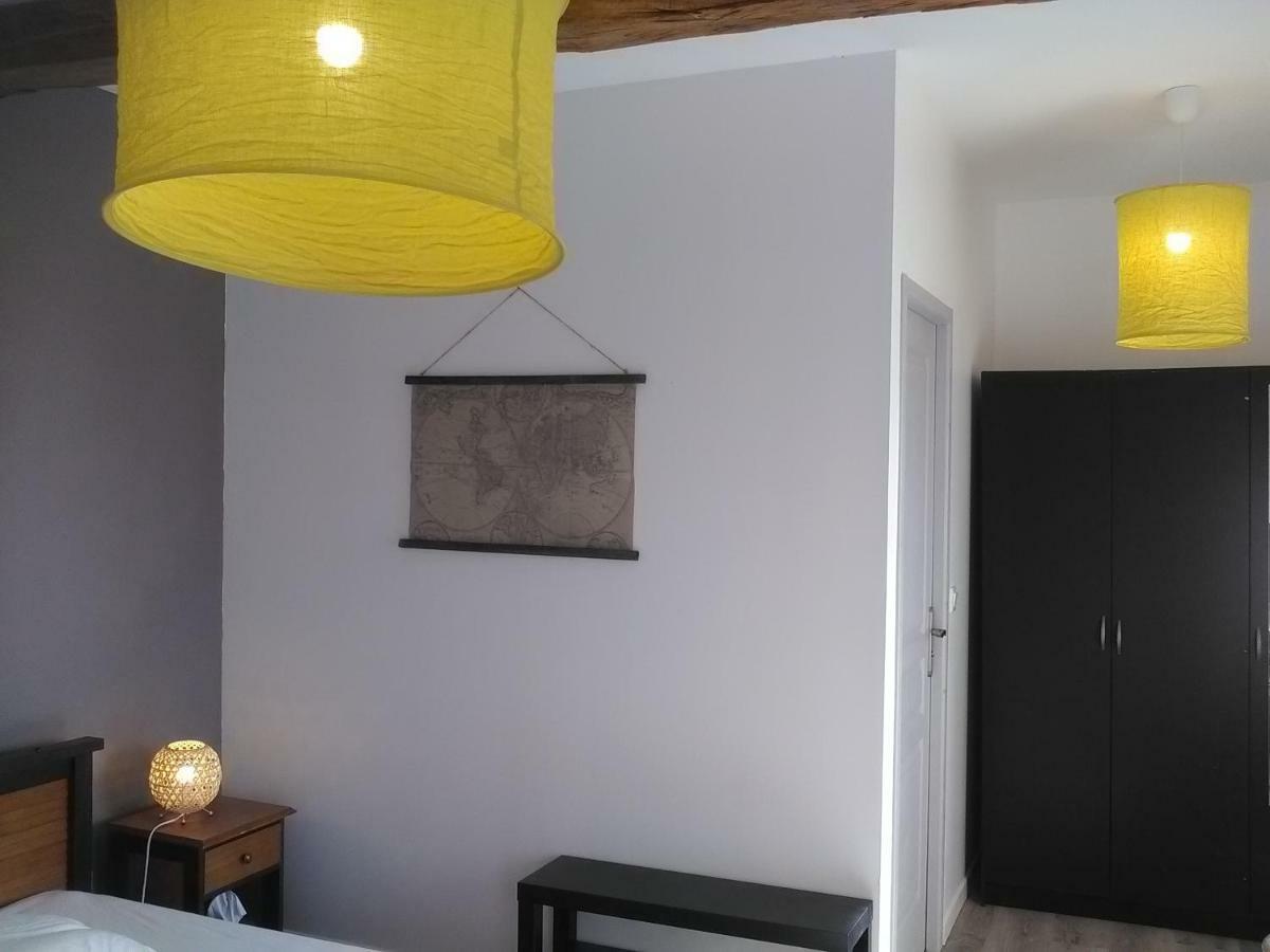 A Deux Pas Du Rheby Hotel Villebois Kültér fotó